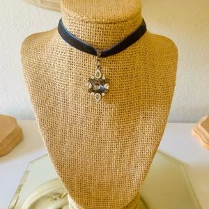Lalunacopoli choker necklace